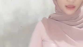 Miss Vaseline Jilbab Binal Mango