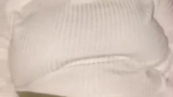 Ajirah Puspa Nyepong Keenakan Dientot Viral