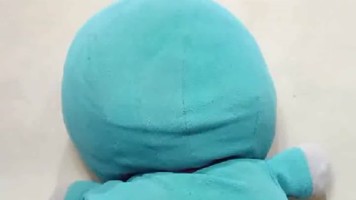 Cila Bugil Dengan Timun Kesukaannya