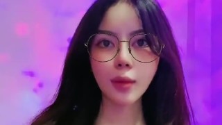 Tambah Semok Imut Kacamata Mainin Uting Yuk Mango